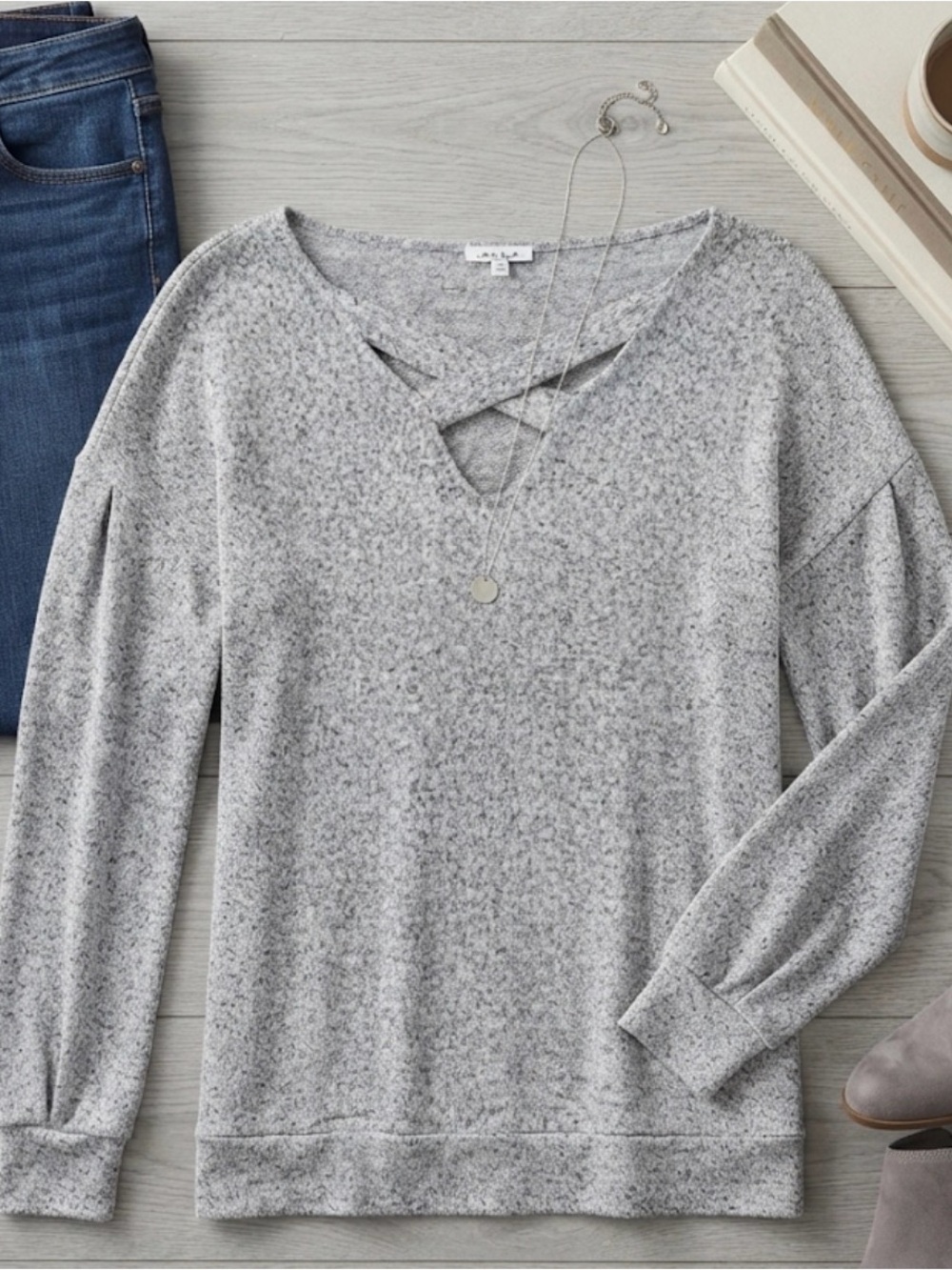 white birch Heather Gray Crisscross V-Neck Sweater SZ S/M EUC
